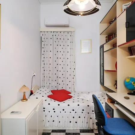 Apartment Spacious Wh Free Parking Spaces
