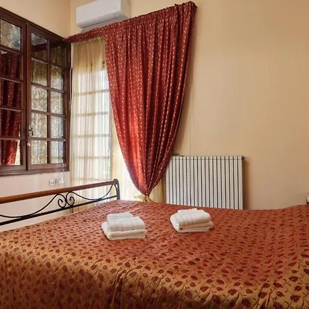 Apartment Spacious Wh Free Parking Spaces Athens